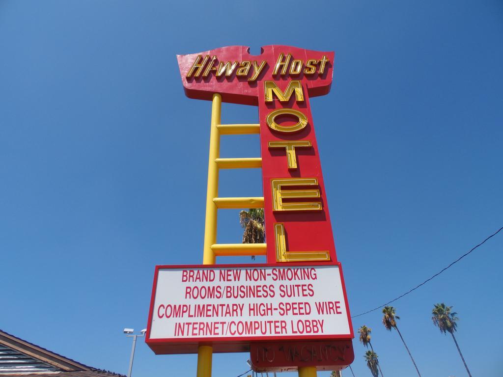 Hi-Way Host Motel Pasadena Exterior foto