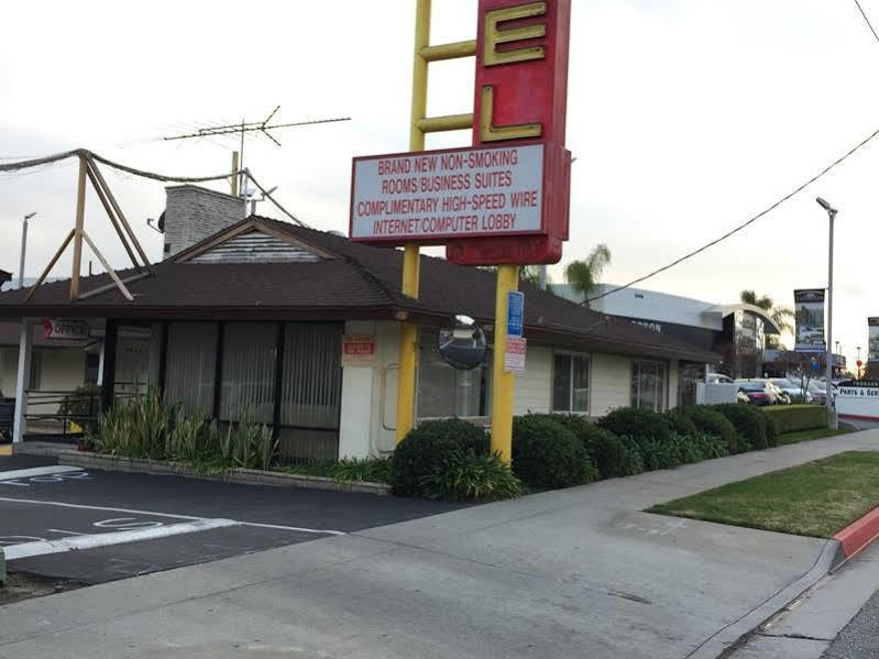 Hi-Way Host Motel Pasadena Exterior foto